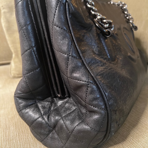 Chanel Perfect Day Tote Black Leather - Picture 7 of 16